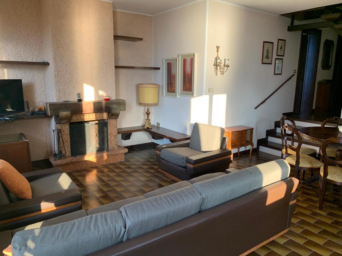 Villa Angela Dorio Luaran gambar